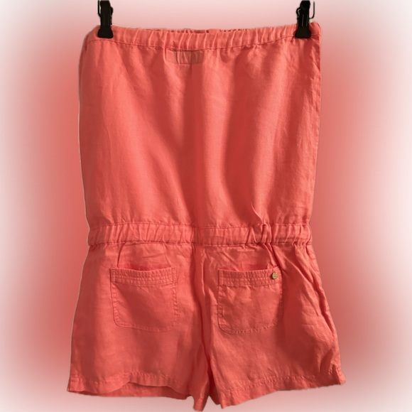 NWOT Guess romper. Still has a sticker inside. Like new. - Picture 2 of 7